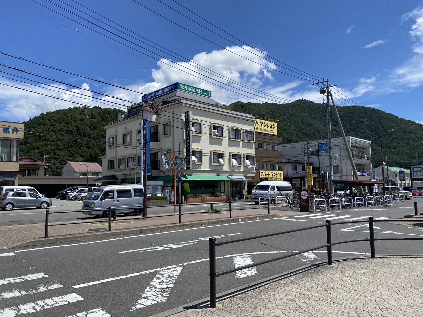 河口湖站前民宿-Kawaguchiko Station Inn