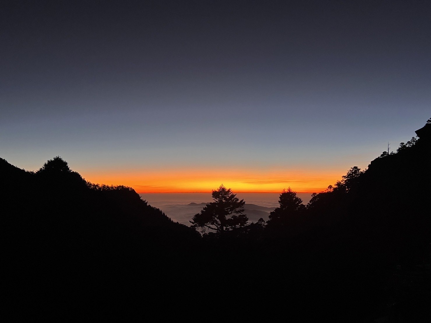 玉山，排雲山莊日落