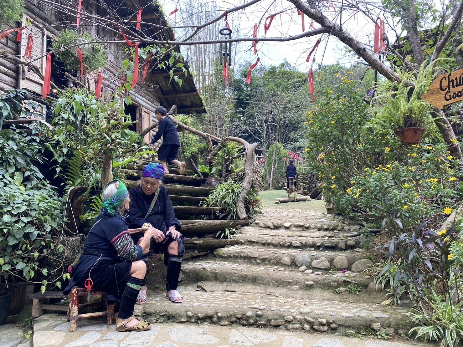 越南｜沙壩景點｜Sapa雲霧繚繞的浪漫山城、catcat village、沙壩教堂、沙壩市場、番西邦峰、梯田健行、少數民族