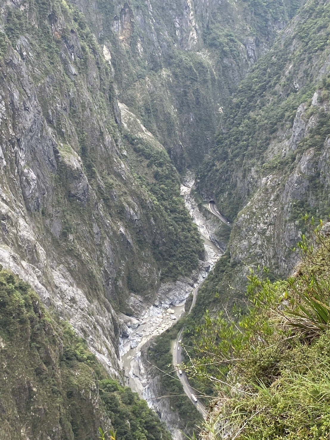 花蓮健行|錐麓古道健行路程紀錄|探索太魯閣的絕美風景-錐麓斷崖,0403大地震前最後的紀錄! - 第24張圖 錐麓古道路程紀錄、錐麓斷崖