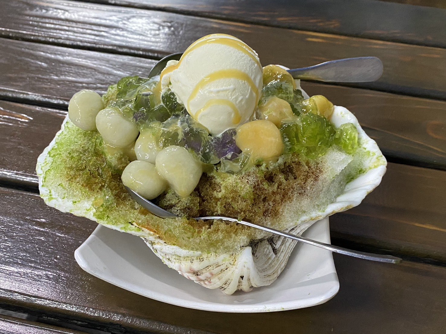 綠島美食：小叮噹黑糖海草冰