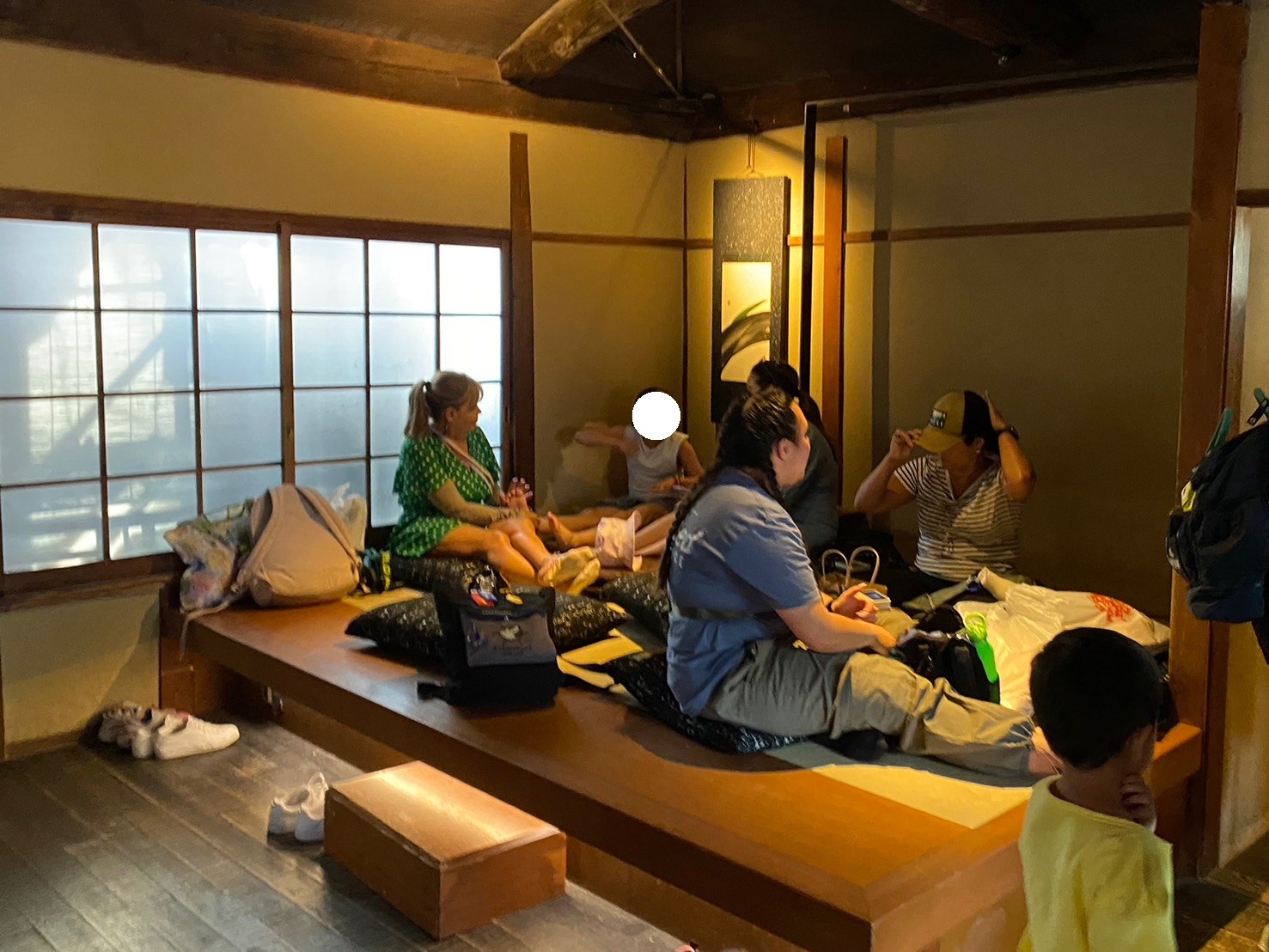 京都景點、星巴克茶屋店、二年坂星巴克、榻榻米座位