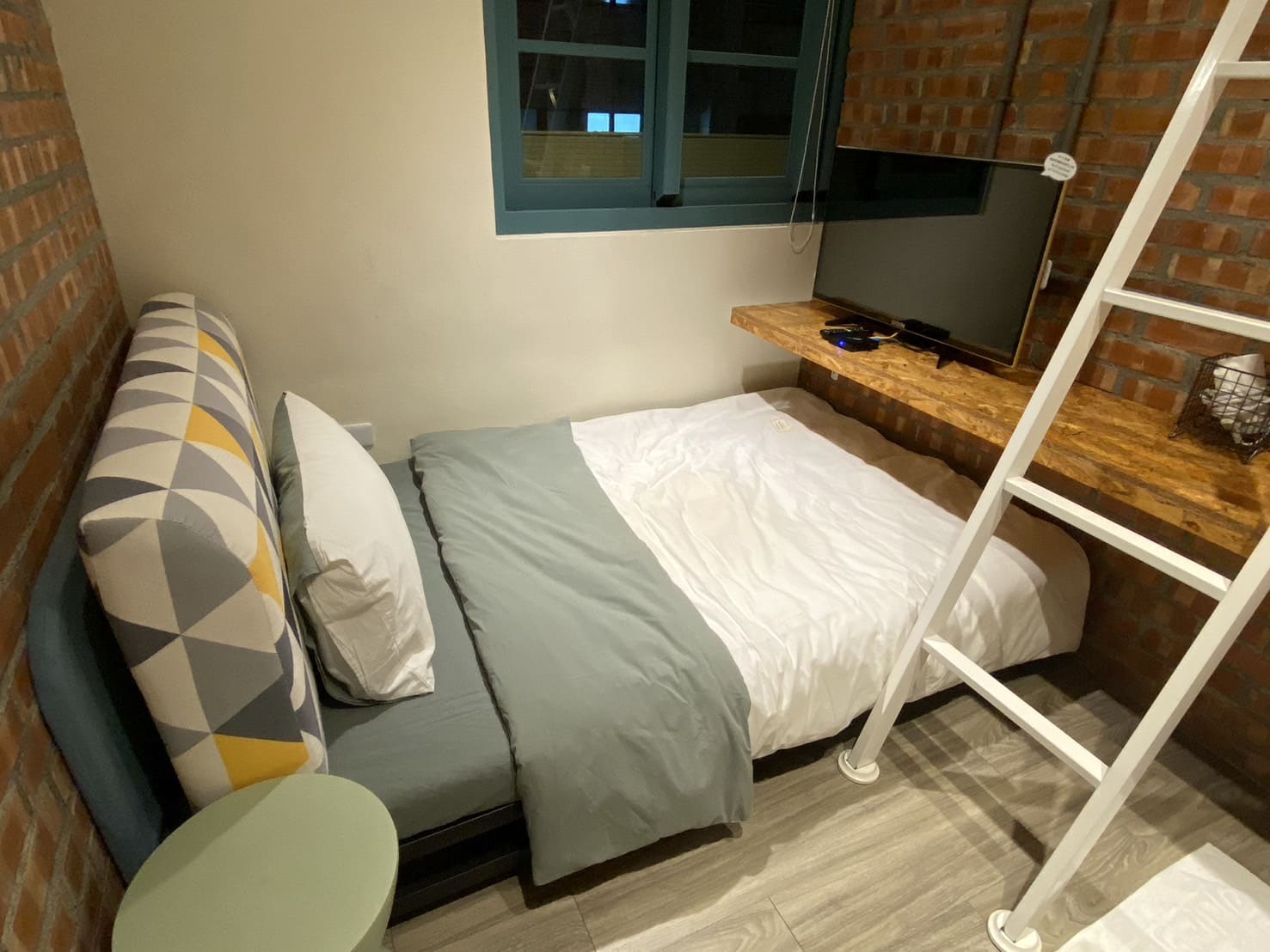 嘉義住宿、日光輕旅.晃拾光房間