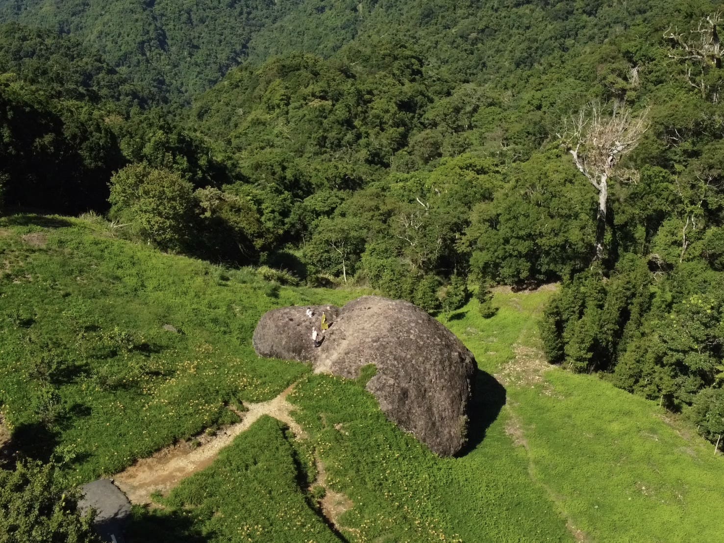 赤科三景-千噸石龜