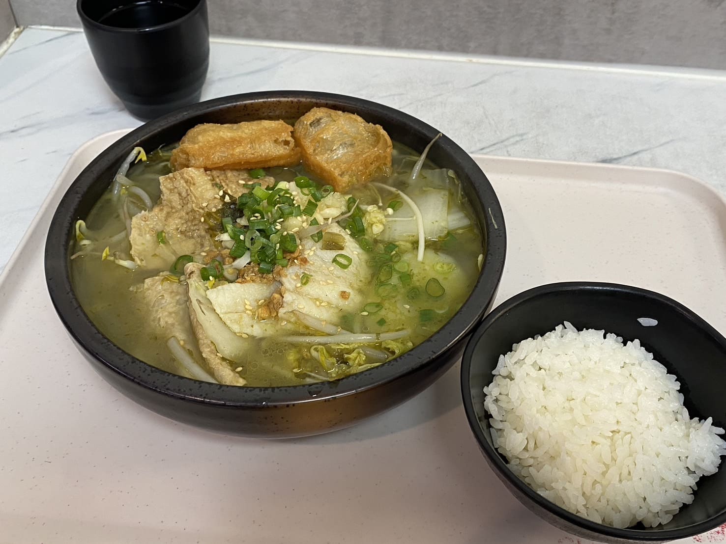高雄美食-成順水煮肉片&酸菜魚專売