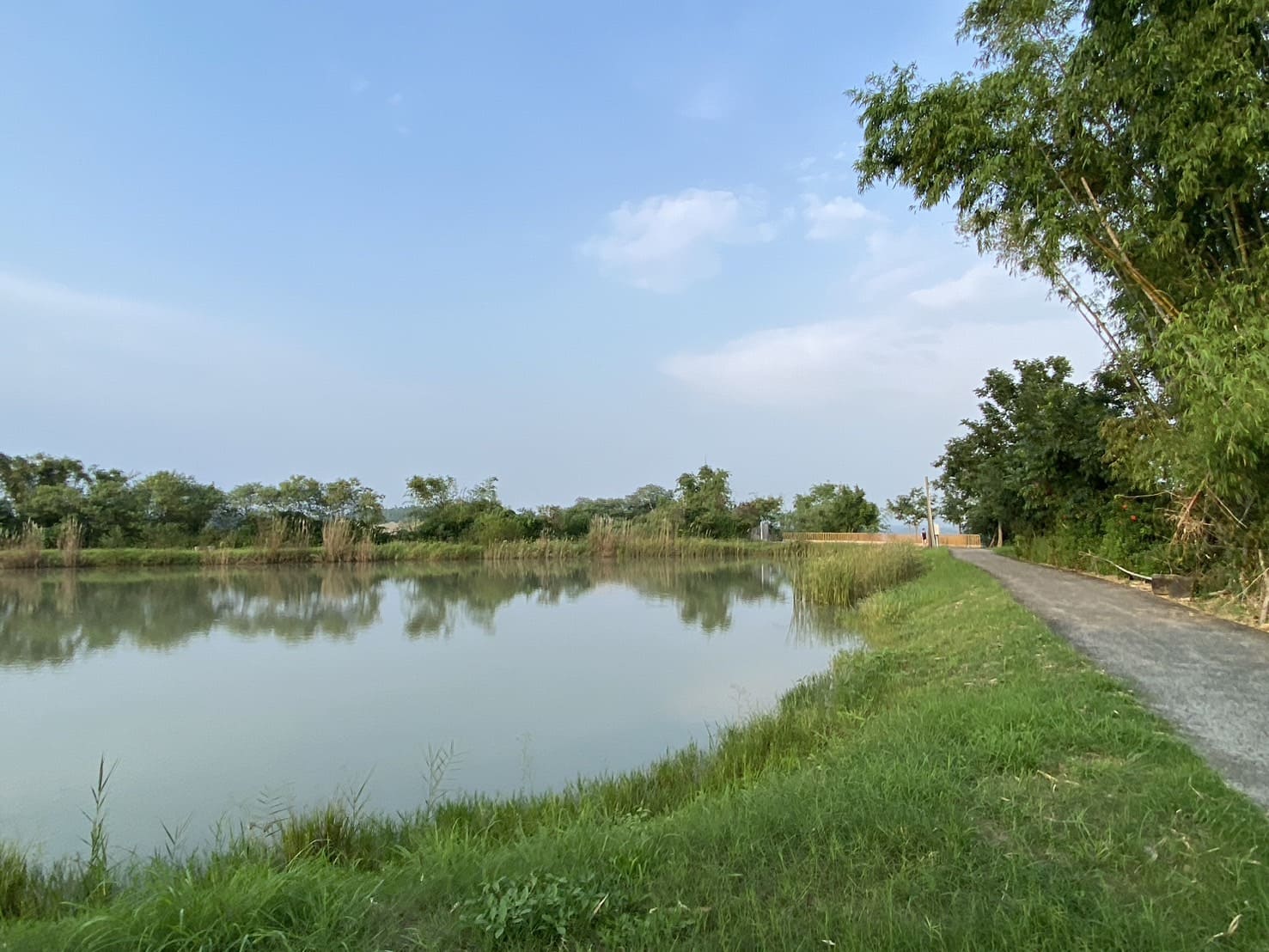 高雄景點-月世界地景公園
