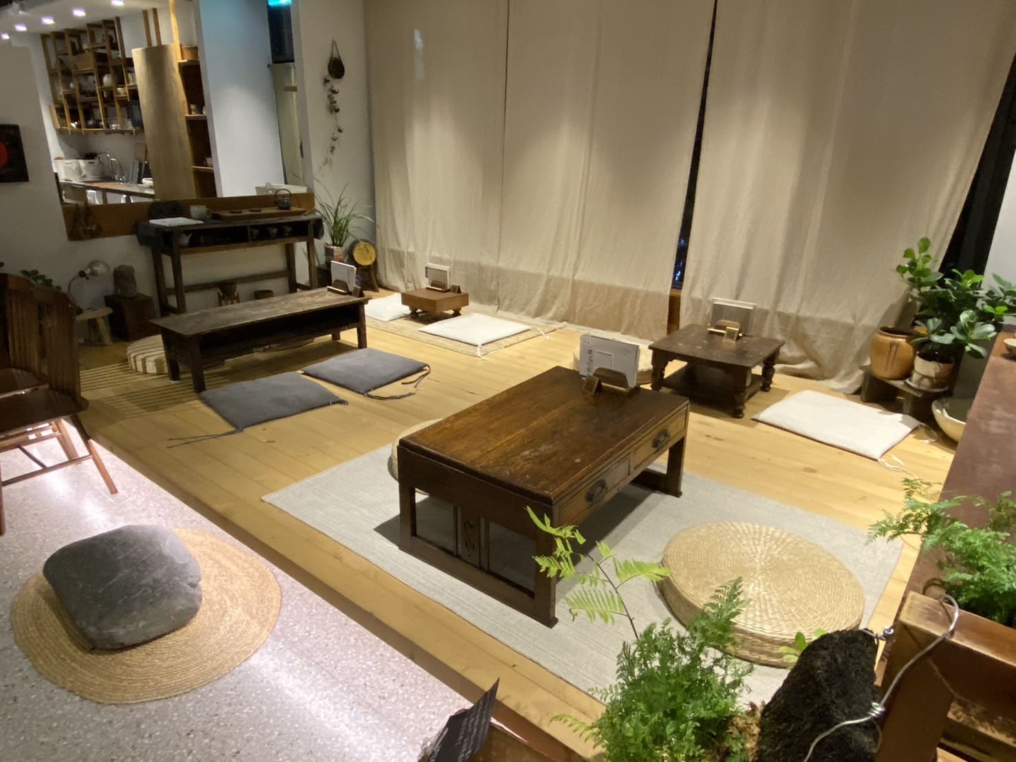 台東住宿、路得行旅台東2館一樓咖啡廳