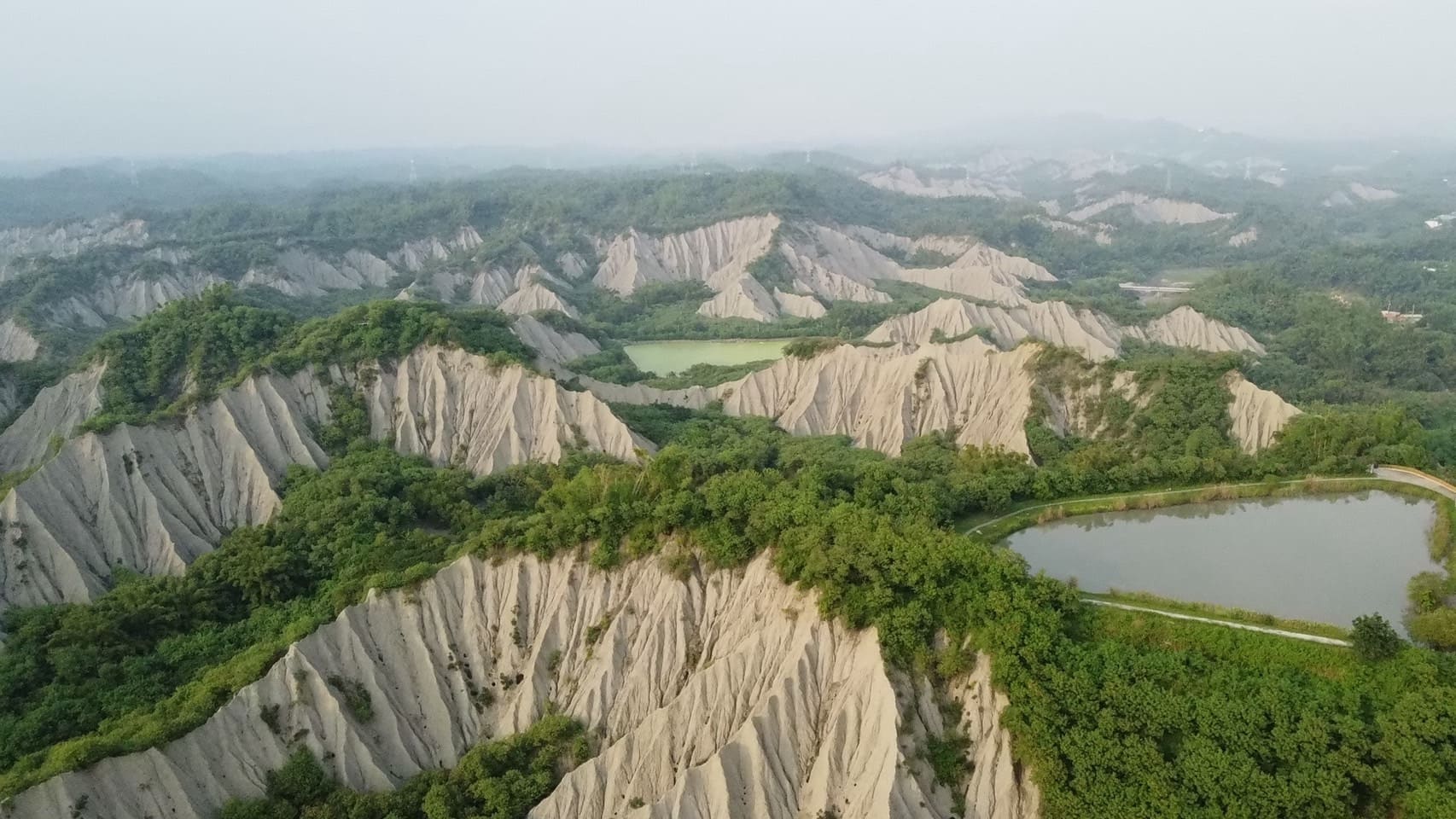 高雄景點、月世界地景公園