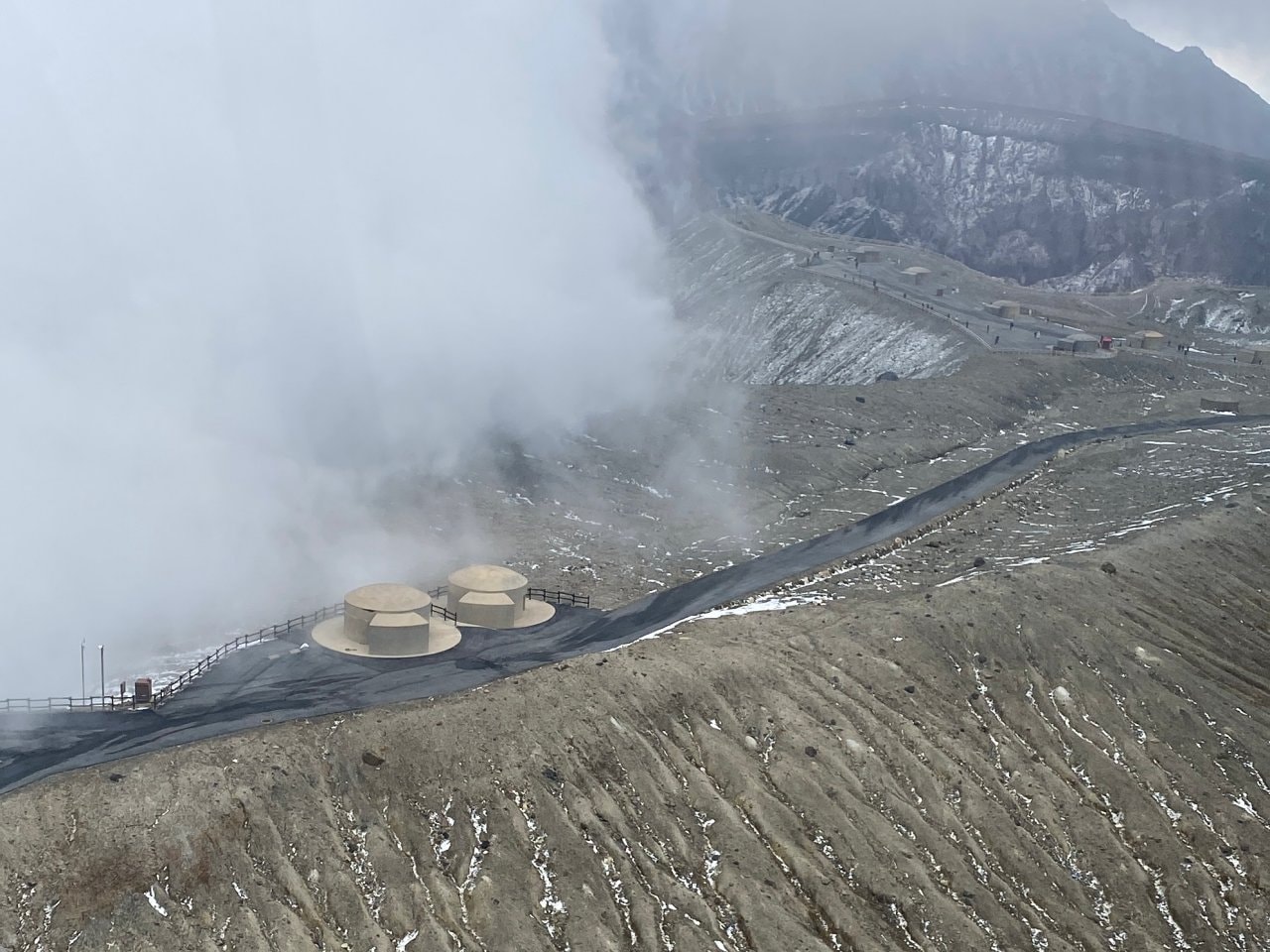 熊本阿蘇火山直升機體驗、俯瞰火山口