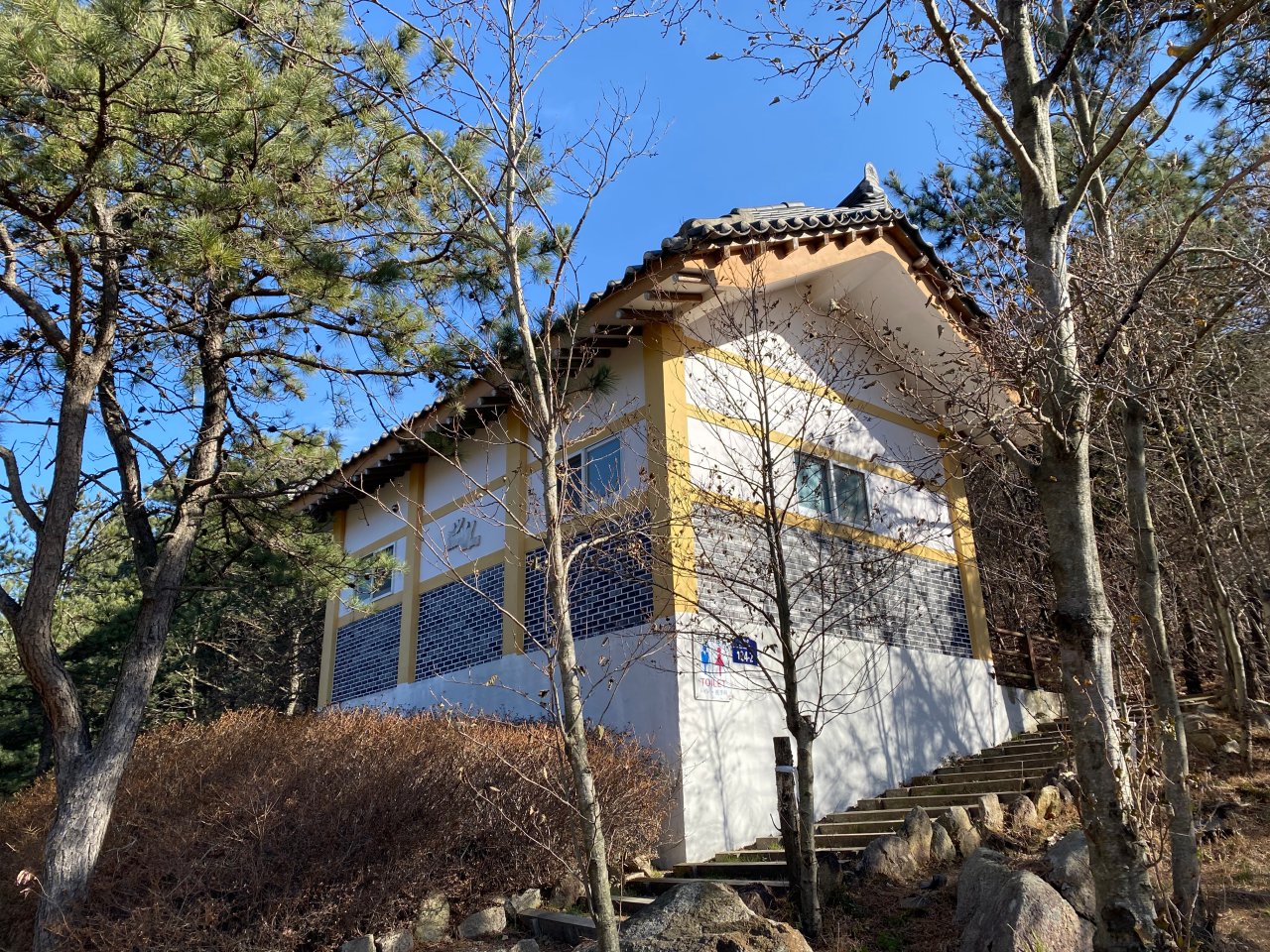 姑堂峰廁所