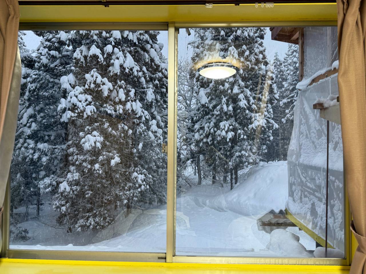 日本｜越後湯澤住宿-ロッジTONBO 石打｜步行可到滑雪場的高CP值旅店、石打丸山住宿推薦