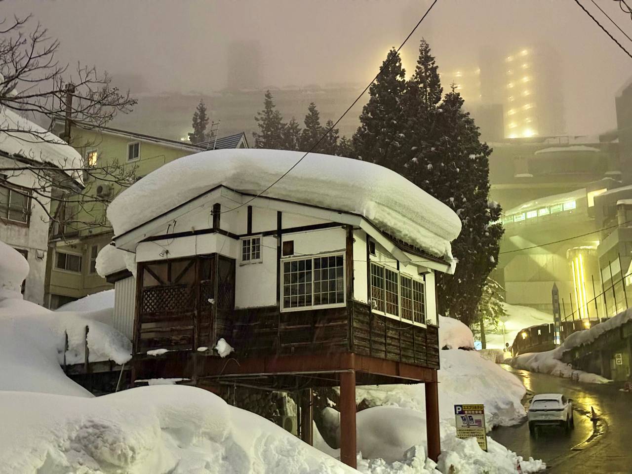 越後湯澤雪景